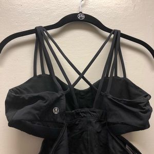 lululemon crossy cutout tank top w/ built in bra